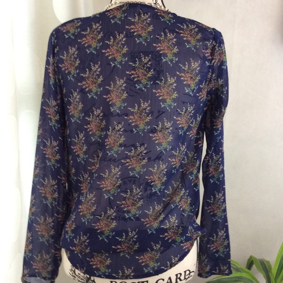 Charming Charlie Navy Floral Semi Sheer Blouse S - Picture 5 of 9
